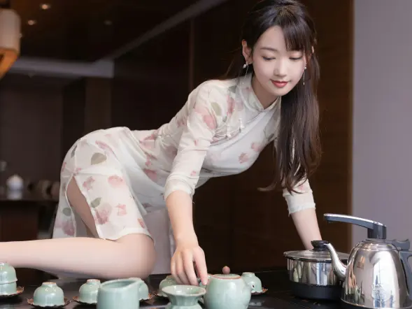 上海中心52层究竟藏着什么？552米高空震撼体验全记录